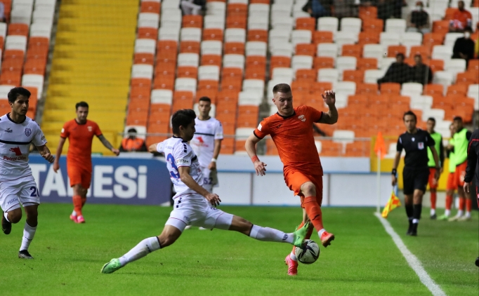 Adanaspor deplasmanda Bal�kesirspor'u ma�lup etti.