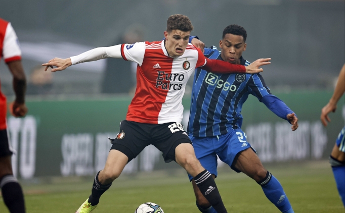 Hollanda'da zirve ma��nda kazanan Ajax!