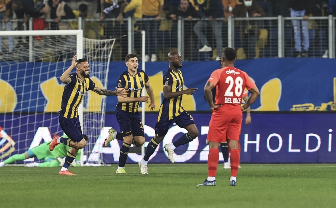 mraniyespor'a ilk elme Ankaragc'nden