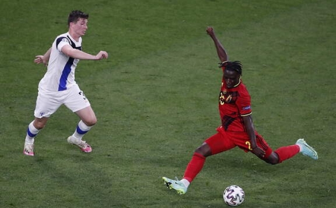 Barcelona, Jeremy Doku'yu takibe ald