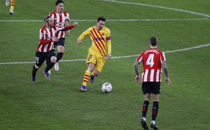 Barcelona erteleme ma��n� Messi'yle kazand�