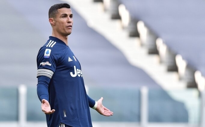 Cristiano Ronaldo, Juventus'tan kopuyor!