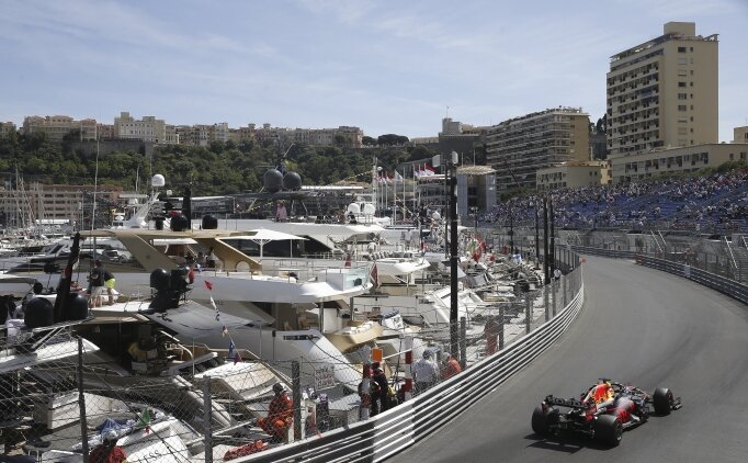 Monaco'da kazanan Max Verstappen