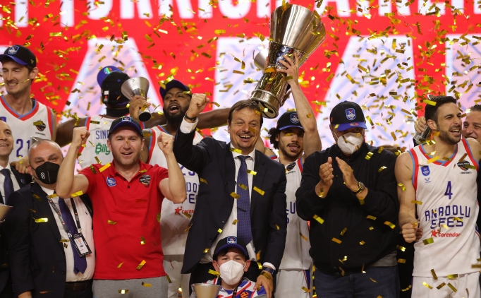 Ergin Ataman'dan daha �ok kazanan� yok