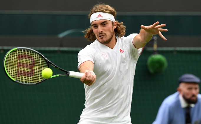 Wimbledon'da 3 numaral� seriba�� Stefanos Tsitsipas elendi