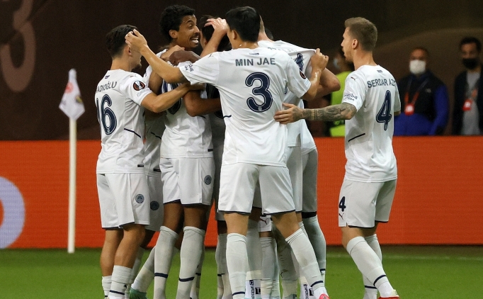 Fenerbahe Frankfurt'u elinden kard!