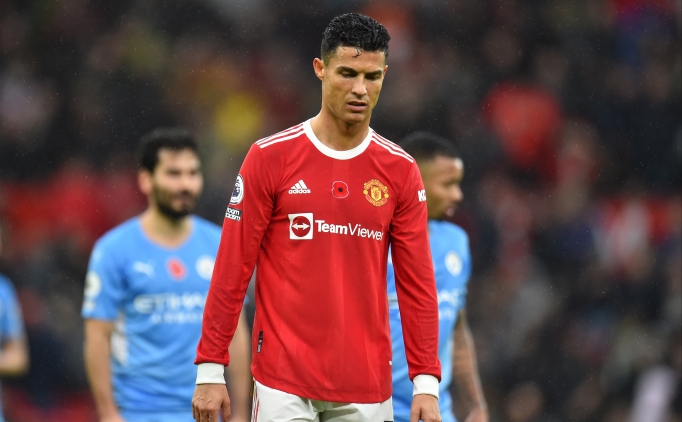 Ronaldo, Avrupa Ligi'ni istemedi�i i�in ayr�lacak!