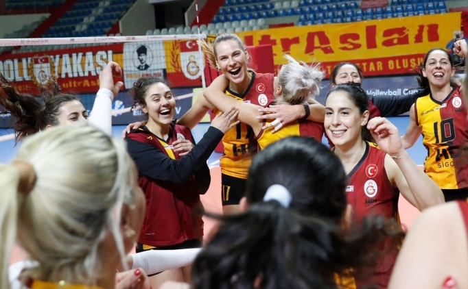 Voleybolda 3 Trk takm, Avrupa kupalarnda finale ykseldi