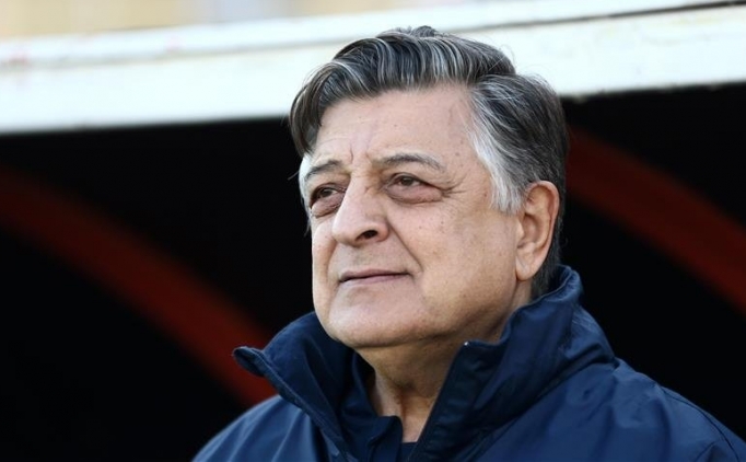 Y�lmaz Vural, Erzurumspor ile anla�t�! 