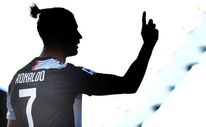 Cristiano Ronaldo sosyal medyada da �ampiyon