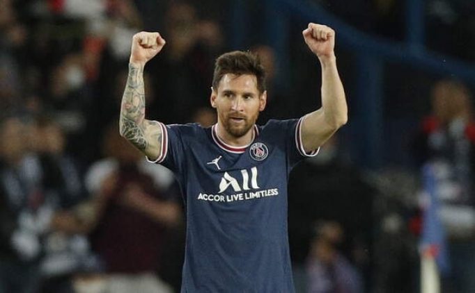 Messi, PSG'yi galibiyete ta��d�!