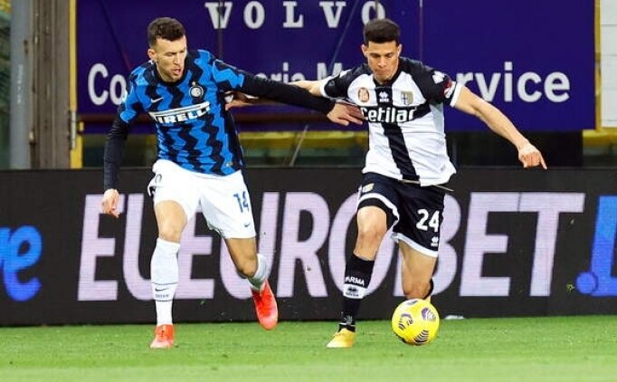 Inter deplasmanda kazand�, zirvede fark� a�t�
