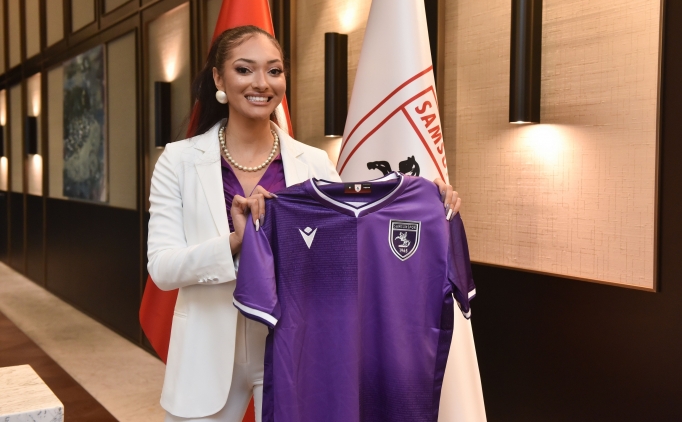 Samsunspor'dan kad�na �iddete 'mor formal�' destek