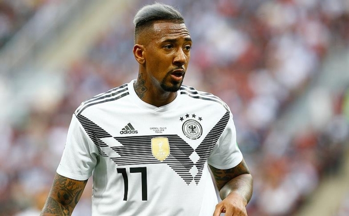 Fenerbah�e i�in d�nyaca �nl� stoper iddias�!