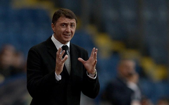 �ota Arveladze'nin eski kul�b� Pakhtakor'da yeni hoca belli oldu