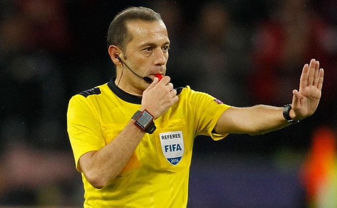 C�neyt �ak�r'a �ampiyonlar Ligi'nde g�rev