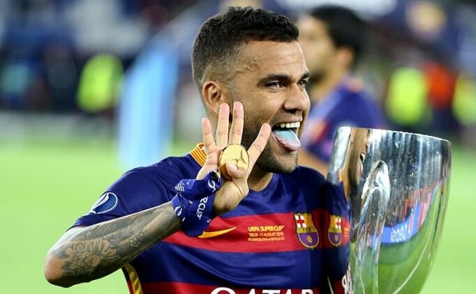 Dani Alves: 'Barcelona'da s�per kahraman gibiyim'