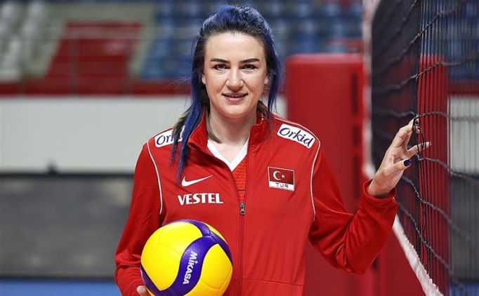 Milli voleybolcu Meryem Boz yeni yetenekler yetiştirecek