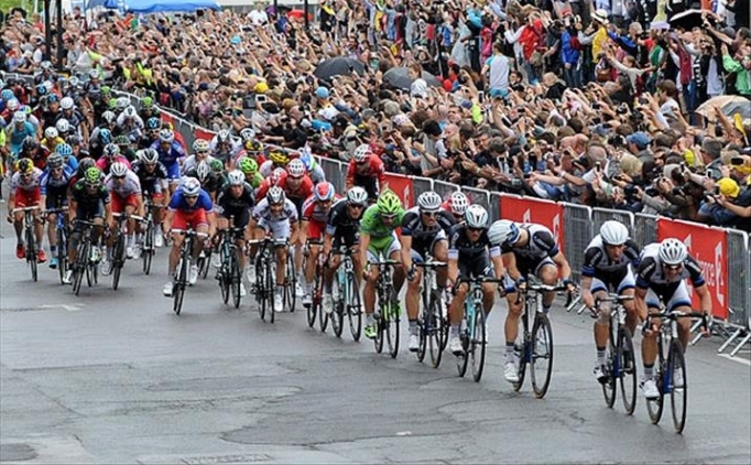 Fransa Bisiklet Turu'nun 11. etabnn kazanan Wout van Aert!