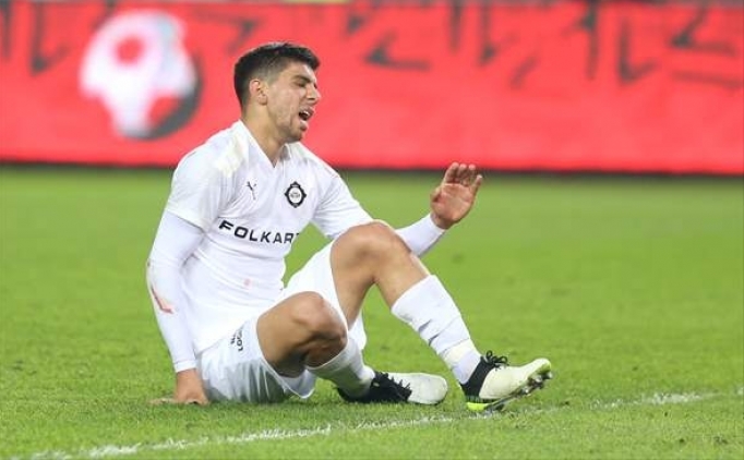 Altay'�n g�z� Cenk �zka�ar'da