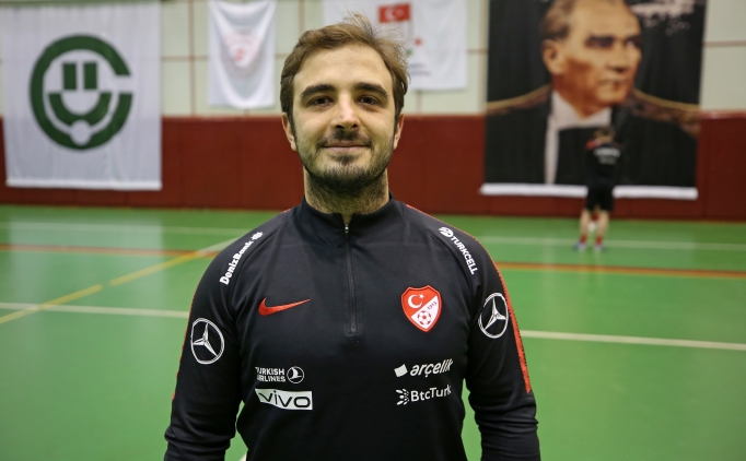 Milli futsalc�lar�n D�nya Kupas�'na gitme inanc� tam
