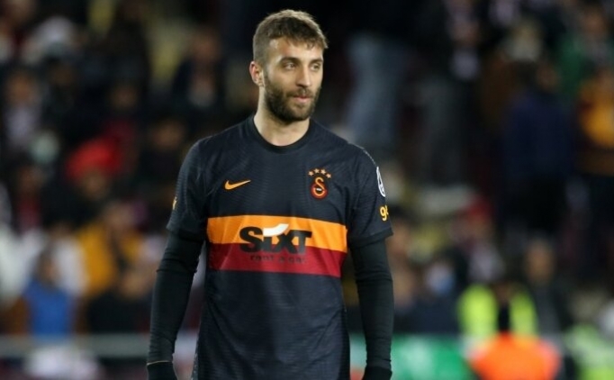 Galatasaray'da Alpaslan �zt�rk �z�nt�s�!