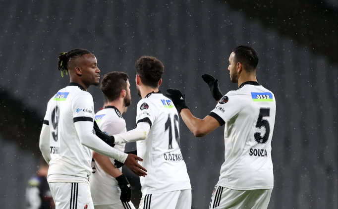 Be�ikta�'�n kamp kadrosu a��kland�!