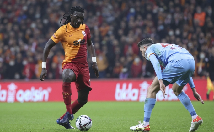 Galatasaray'da Gomis deiikliine tepki!