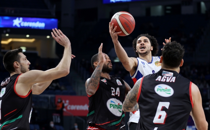 Anadolu Efes, Trkiye Kupas'nda yar finalde!