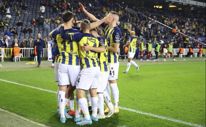 Fenerbahe, 4 eksikle Trabzonspor karsnda ilk peinde!