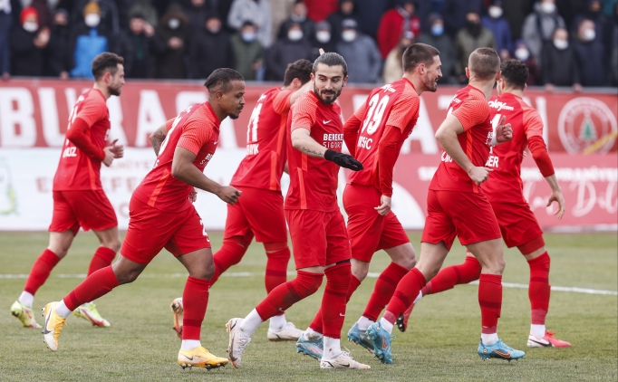 �mraniyespor g�z�n� zirveye dikti!