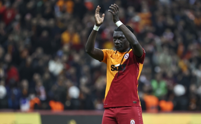 Ali Sami Yen'in 550. gol Gomis'ten!