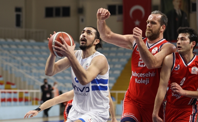 Bah�e�ehir, 14 say� farkla kazand�