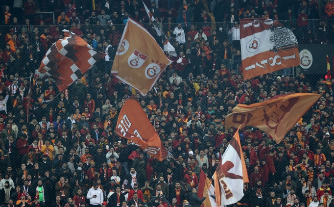 Galatasaray taraftar�ndan Sivasspor ma��na yo�un ilgi
