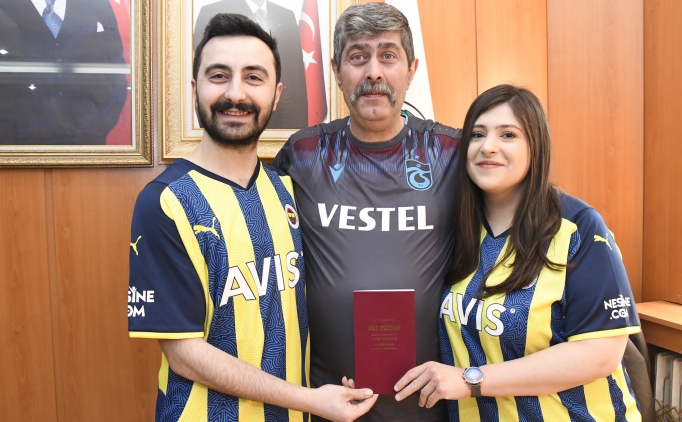 Fenerbaheli ifte Trabzonsporlu bakandan ''forma'' srprizi