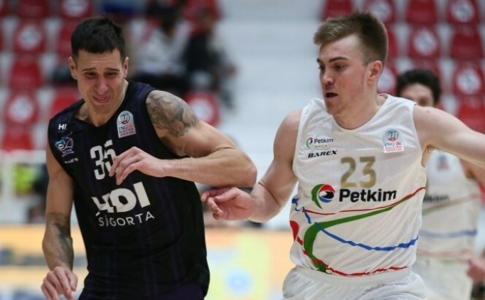 Alia�a Petkim'de hedef ligde kalmak