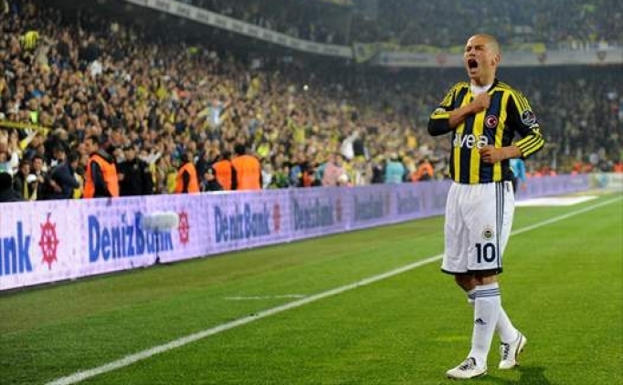 Ali Ko�: 'Alex de Souza geri d�nebilir'