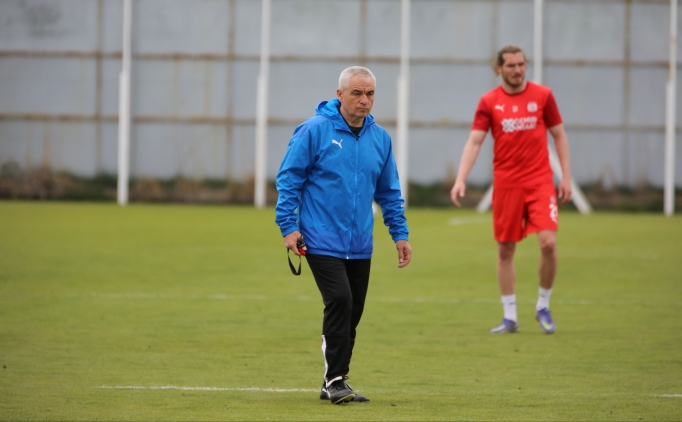 R�za �al�mbay: '�ki Anadolu tak�m�n�n final oynamas� b�y�k olay'