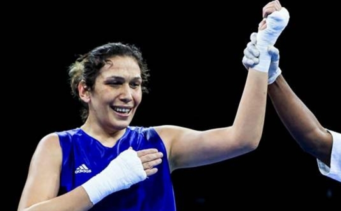 Boksta bir madalya da Elif G�neri'den!