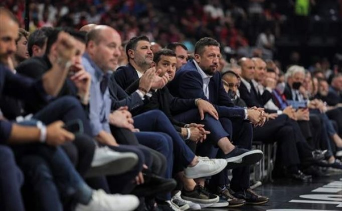 Hidayet T�rko�lu: 'Herkesi ne kadar kutlasak azd�r'