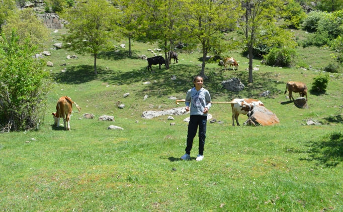 Gen� milli g�re��i Fatma Y�lmaz'�n ba�ar�s�n�n s�rr� k�y hayat�