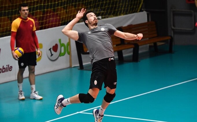 Galatasaray'�n konu�u Arkas Spor!