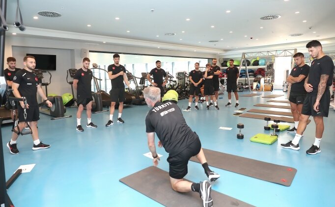 Merih Demiral ak�am idman�na kat�lmad�