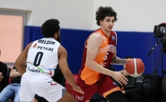 Galatasaray Nef, finale yükseldi