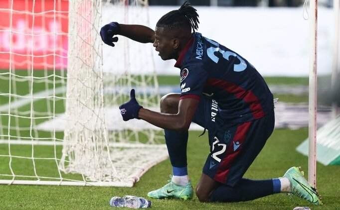 Edgar Ie: 'Trabzonspor beni yar� yolda b�rakt�'