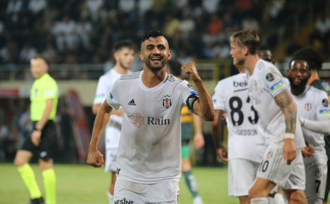 Be�ikta�'ta Ghezzal kendini yakt�!