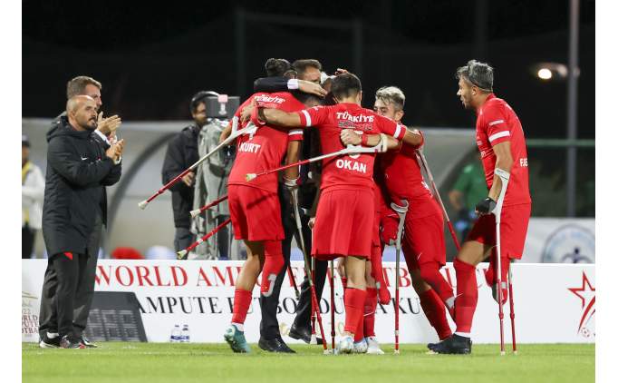 Ampute Futbol Milli Tak�m� �eyrek finalde