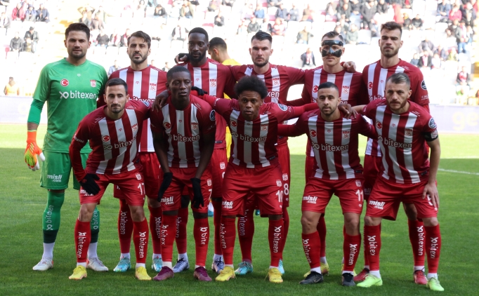 Sivasspor'un kamp kadrosu a��kland�