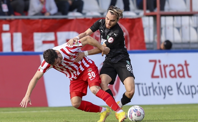 �mraniyespor'da Nika Gagnidze ile yollar ayr�ld�