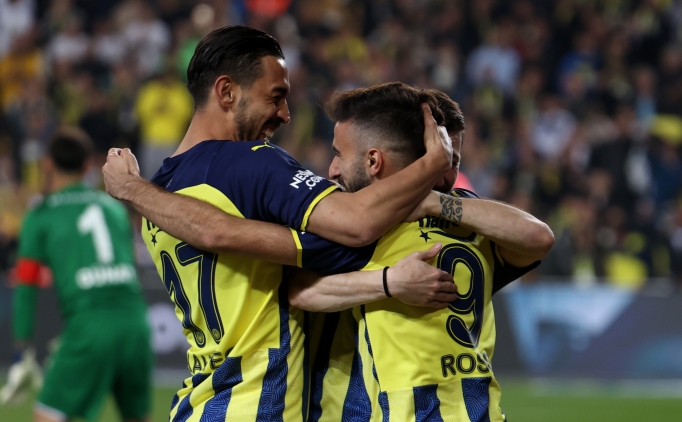 Fenerbah�e'de fark orta sahada!